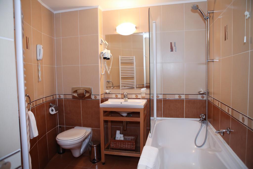 Hotel Perperikon Kŭrdzhali Pokoj fotografie